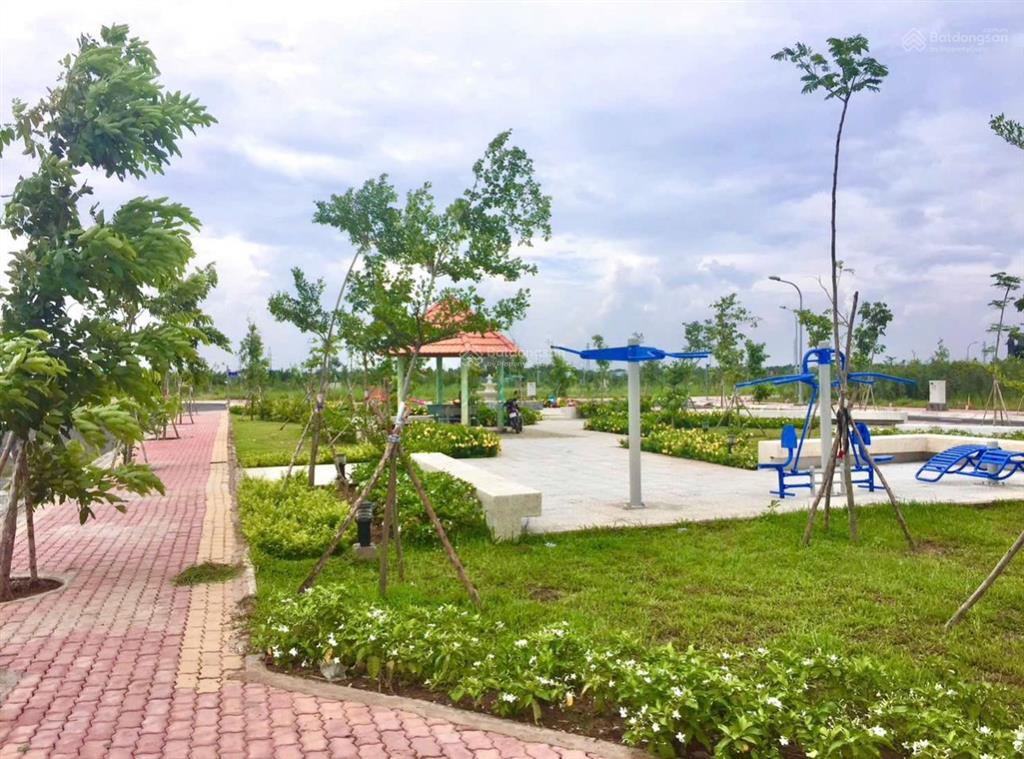 Chính chủ bán gấp nền kdc thái sơn đường 12m. dt 100m2 sổ sẵn, xây tự do kdc hiện hữu. giá 2 tỷ 180