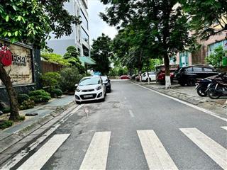 Cần bán 93,6m2 đất mặt phố Nguyễn Văn Hưởng - Sau là hồ Quán Tình, thoáng mát, sạch sẽ.