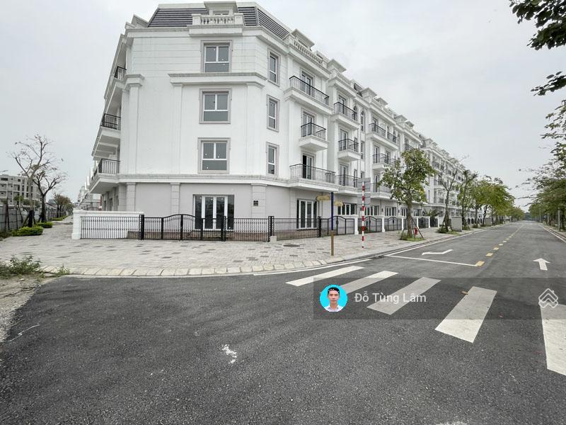 Bán căn góc 105,7m2 shophouse eurowindown, mặt đường ban tím rộng 17m view hồ quảng trường