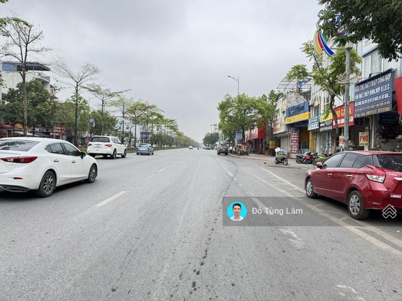 Cần bán 183,2m2 đất mặt phố ngô gia tự, việt hưng. vị trí đẹp xây tòa building ngân hàng/văn phòng