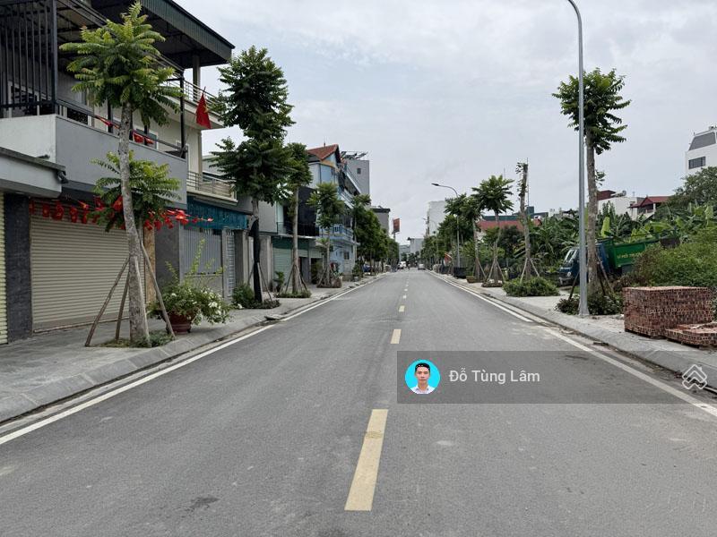 Cần bán 229m2 đất, đường 14m tại cự khối kết nối cầu thanh trì 100m. xưởng cao 10m, dòng tiền đều