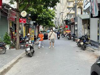 Cần bán 120m2 nhà 4 tầng mặt phố Cửu Việt 1, Gia Lâm. Vị trí đẹp, dòng tiền ổn định 27tr/tháng