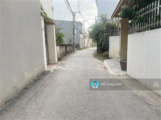 Cần bán 50m2 nhà 4 tầng xóm 2 đông dư, phường bát tràng. đường thông ô tô 7 chỗ, sát đường 379
