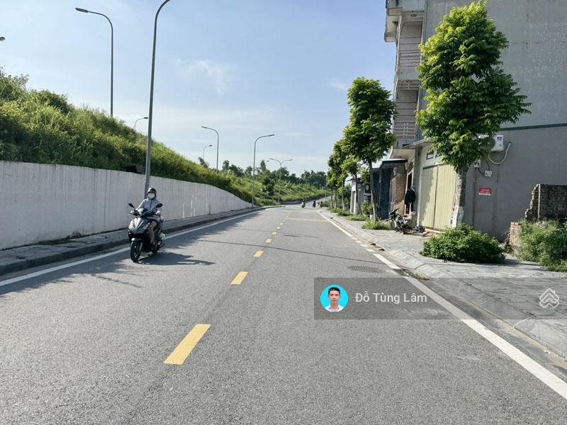 Bán gấp 76,5m2 đất mặt đê vàng phúc lợi, view sông đuống, ô tô đỗ cửa, giá tốt