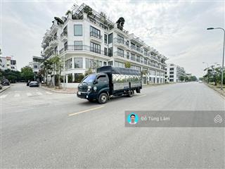 Cần bán 76,1m2 shophouse metropolitan  nguyễn mậu tài. hai mặt đường trước sau, view quảng trường
