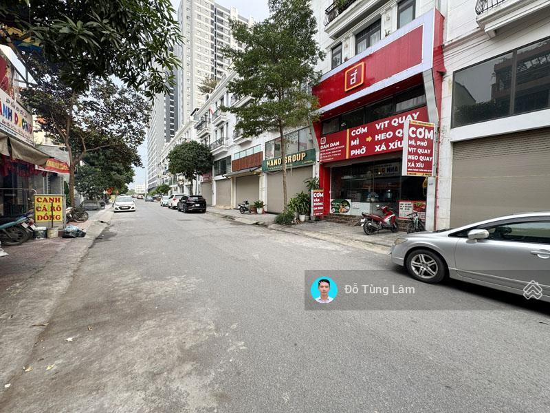 Chuyển công tác bán gấp shophouse sông hồng gia lâm 94,5m2. vị trí áp góc, kinh doanh sầm uất