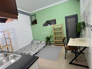 Phòng 19m2 tầng 1máy lạnh, bếp giờ giấc tự do cho thuê ngay lạc long quânni sư quỳnh liên