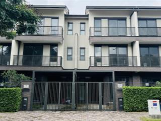 Bán nhà phố vườn 2 lầu đường 16m phân khu rivera waterpoint 4ty7