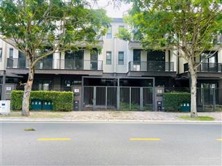 Nhà phố vườn 1 trệt 2 lầu waterpoint giá 4ty9 đường 16m