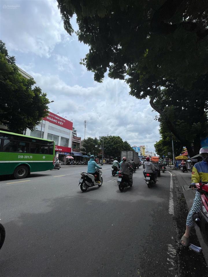 Bán nhà mt hòa bình 4.2x17 1 trệt 1 lầu ,12.5 tỷ