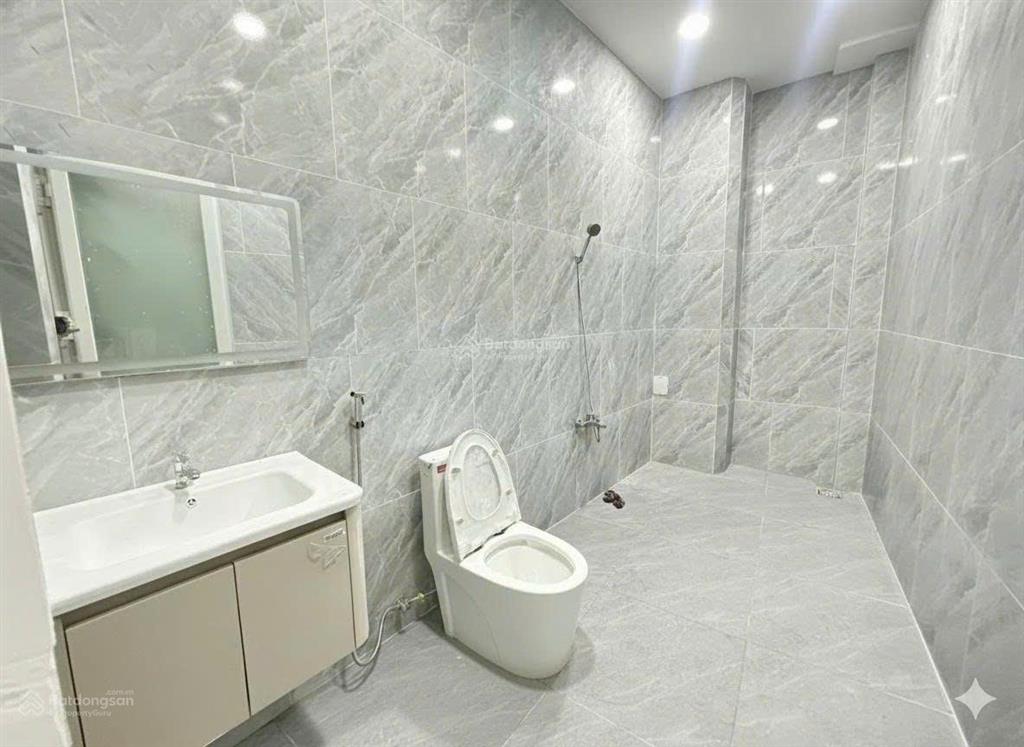 99/25 dương văn dương 4x18 đúc trệt 2 lầu st, 8.5 tỷ, tặng toàn bộ nội thất cao cấp