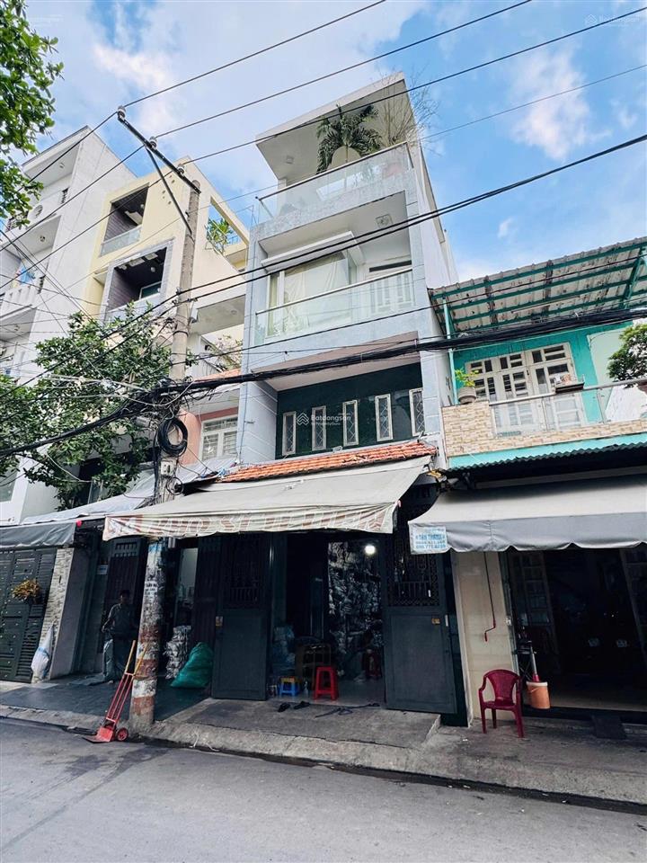 Bán nhà mặt tiền đường 30/4, 6.2m x 26m, trệt 3 lầu, 25 tỷ