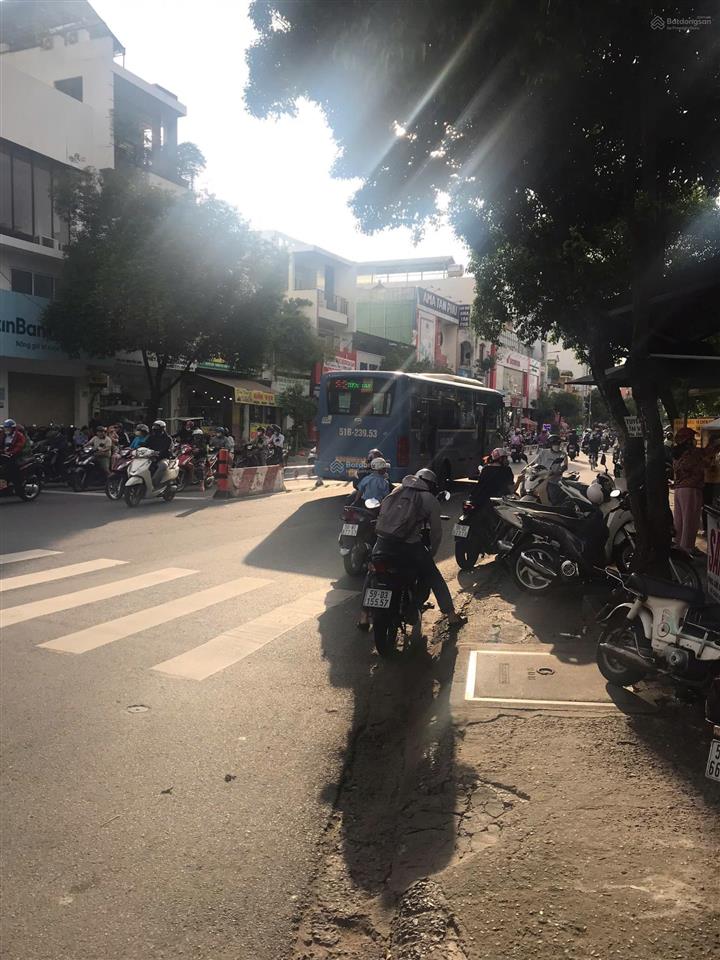 Bán nhà mặt tiền đường nguyễn sơn,9.27m x 16.5m,cấp 4 , 21.5 tỷ