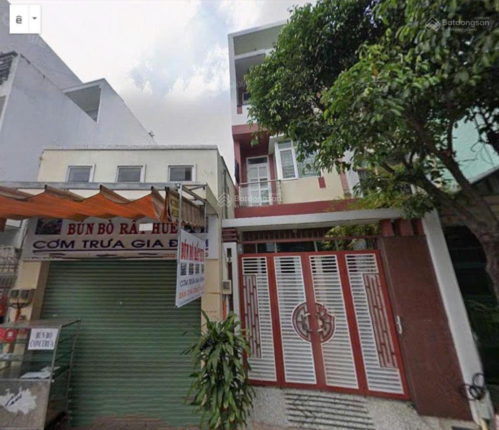 Bán nhà mặt tiền đường tân sơn nhì, 9.4 x 22m, 1 căn cấp 4 + căn 2 lầu. nhà 3 mặt tiền, 49.5 tỷ