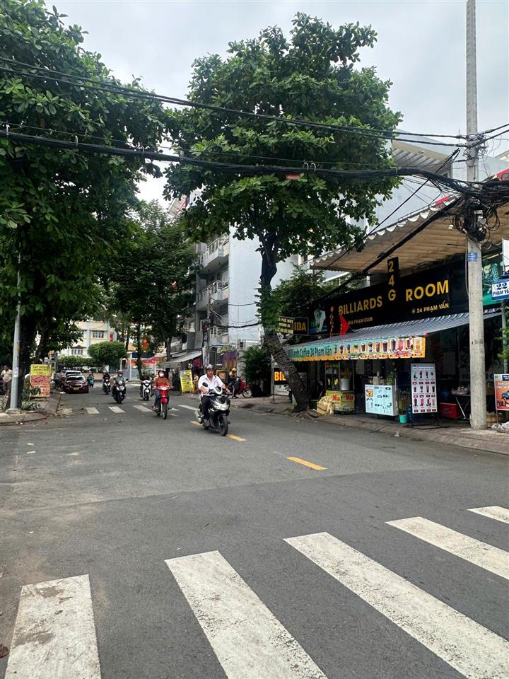 Bán nhà mặt tiền đường phạm vấn, 13m x 19m, trệt 3 lầu, giá 49 tỷ