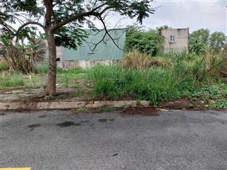 Bán lô đất kdc long hậu, giá 2 tỷ. dt 5m x 20m, sổ đỏ riêng.