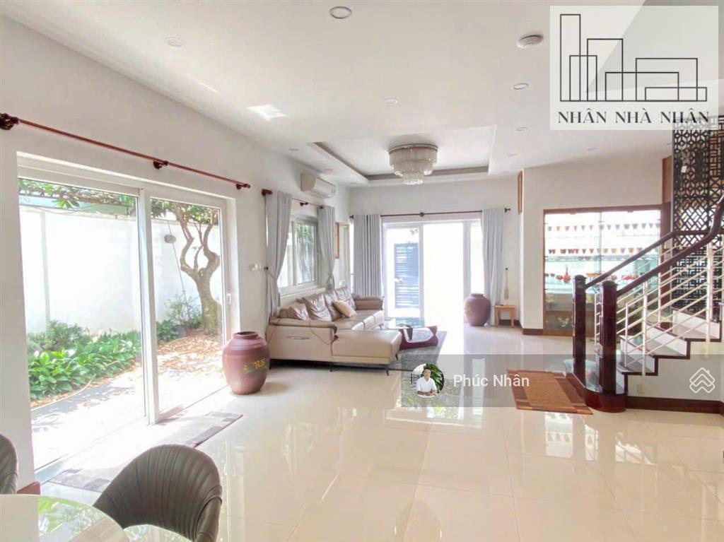 Chỉ 263tr/m2 biệt thự đẹp compound sân vườn trần não 3 tầng  chính chủ bán 9x23m để ở  chỉ 52 tỷ