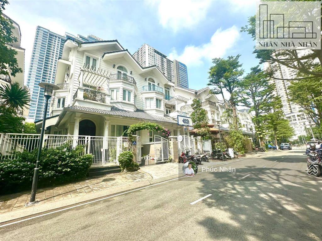 Sang hiếm! biệt thự saigon pearl 147m2 gần sông chính chủ sát q1 q2 thủ thiêm hầm 3 tầng compound