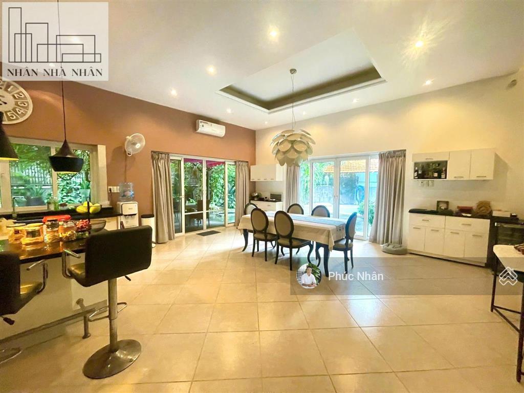 Chỉ hơn 173tr/m2 biệt thự đẹp sân vườn hồ bơi 651m2 compound đẳng cấp thảo điền  thuê 1.3 tỷ/năm