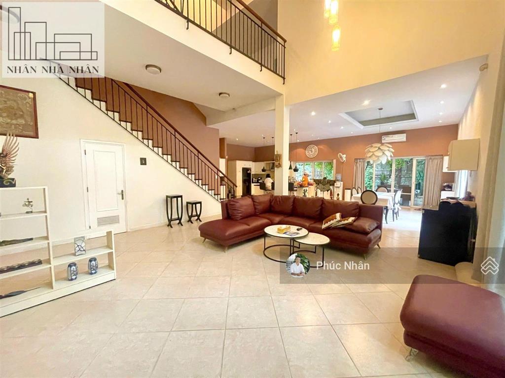 Chỉ hơn 173tr/m2 biệt thự đẹp sân vườn hồ bơi 651m2 compound đẳng cấp thảo điền  thuê 1.3 tỷ/năm