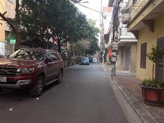 Mảnh đất kiến hưng. cạnh chung cư ct6 xa la. 70m2. mt 5m. ô tô tránh. phù hợp xây ccmn. chỉ 13tỷ9