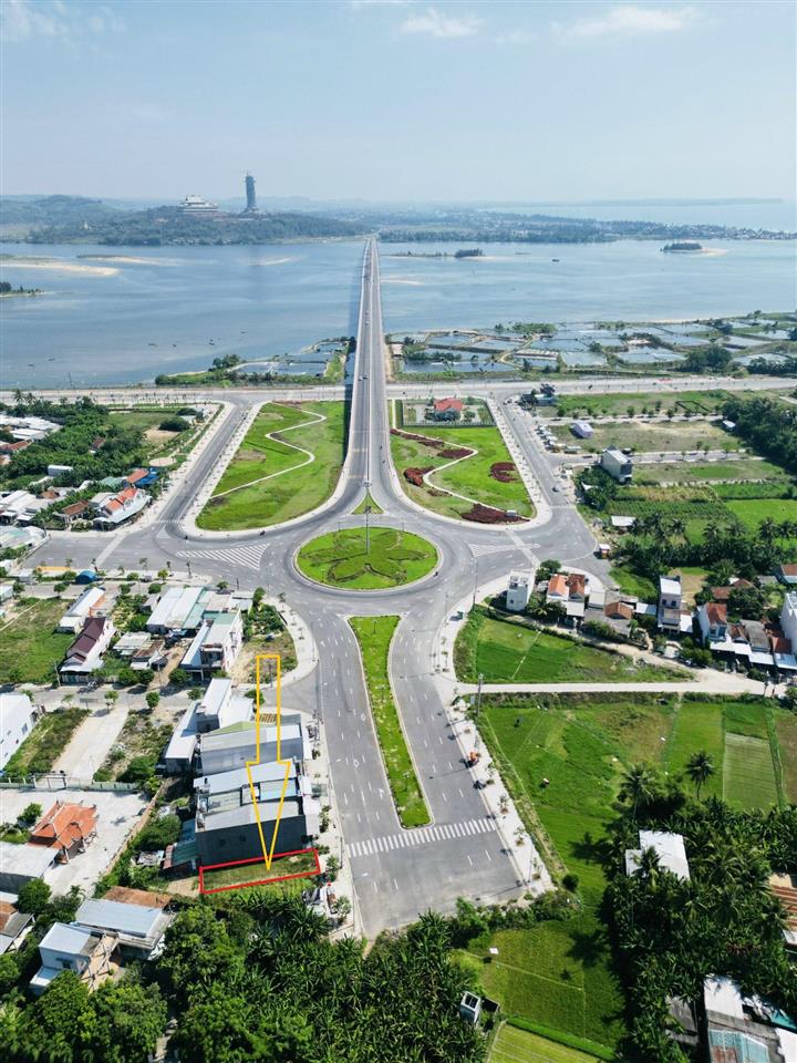 Mặt tiền đường dung quất sa huỳnh, ngay cầu cổ lũy, sổ hồng có sẵn, giá đầu tư
