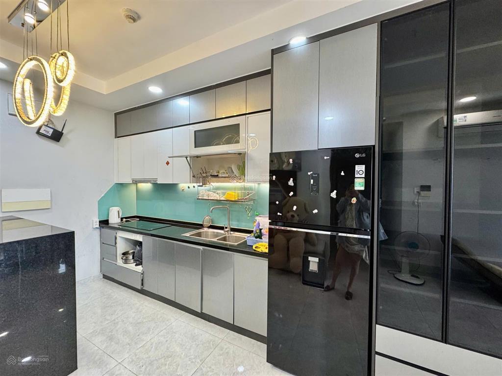 Bán căn hộ the pegasuite, 4,5 tỷ, 75m2, 2pn, 2wc, pháp lý đầy đủ  full nội thất đẹp như hình