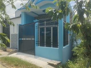 Nhà mới xây chưa ai ở, rất đẹp đường sá quá đẹp