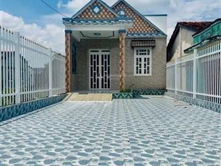 Nhà mặt tiền kinh doanh mặt tiền đường 835b 6x36