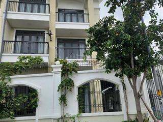 Bán biệt thự, căn góc 2 mặt tiền đường khu vip ven sông đường đặng thùy trâm, bình thạnh. giá 35 tỷ