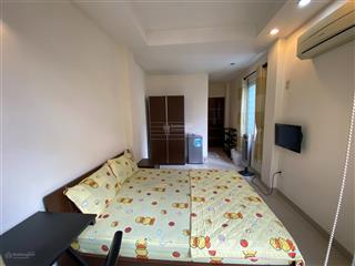 Phòng cao cấp, đầy đủ tiện nghi. gần đài truyền hình và trường khoa học xã hội & nhân văn 100 mét