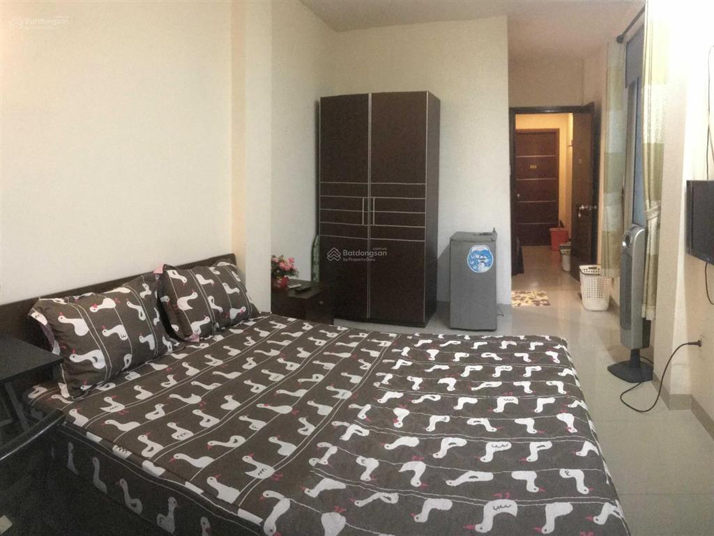 Phòng cao cấp, đầy đủ tiện nghi. gần đài truyền hình và trường khoa học xã hội & nhân văn 200 mét