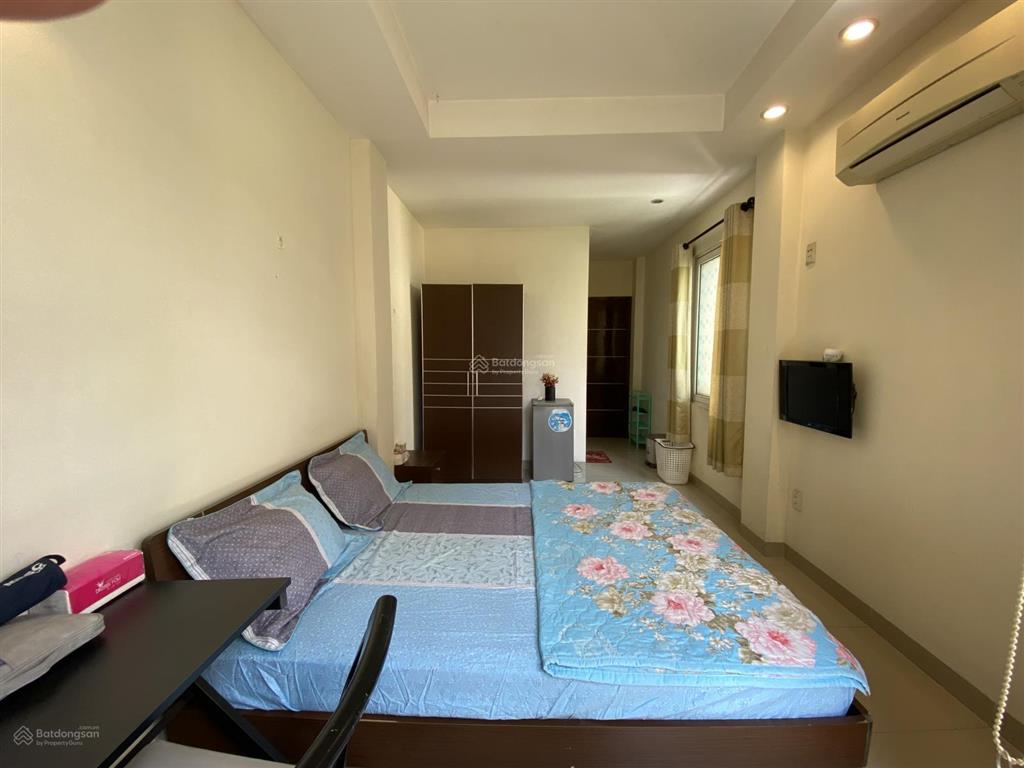 Phòng cao cấp, đầy đủ tiện nghi. gần đài truyền hình và trường khoa học xã hội & nhân văn 200 mét