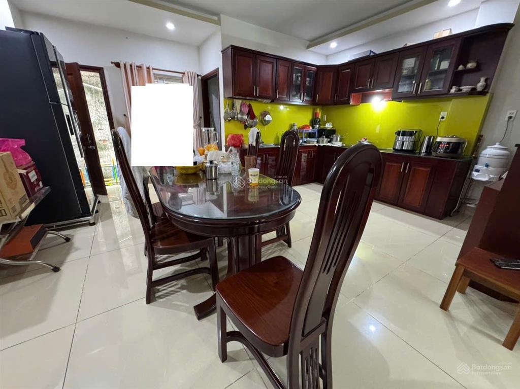 Bán nhà 3 tầng ngang khủng 5,4m ngay nhà thờ fatima sát đại học luật, đường xe tải giá đầu tư