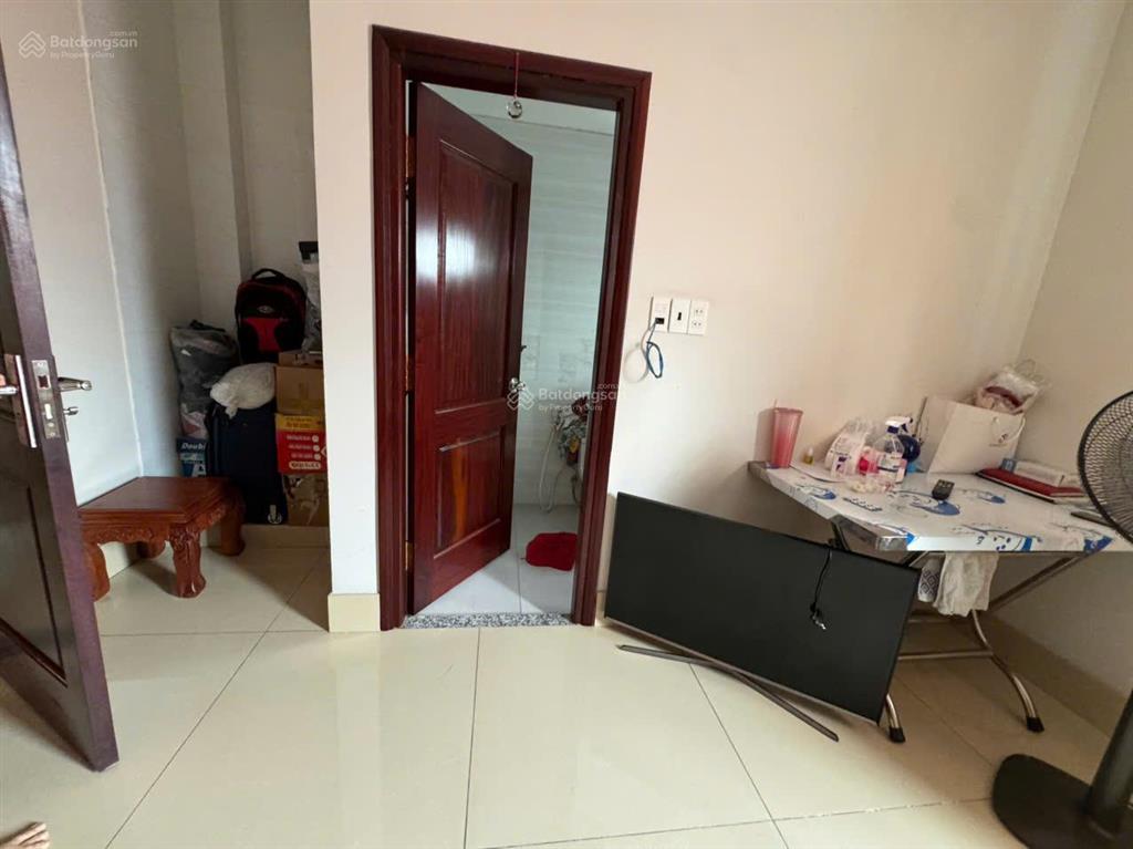 Bán nhà 3 tầng ngang khủng 5,4m ngay nhà thờ fatima sát đại học luật, đường xe tải giá đầu tư