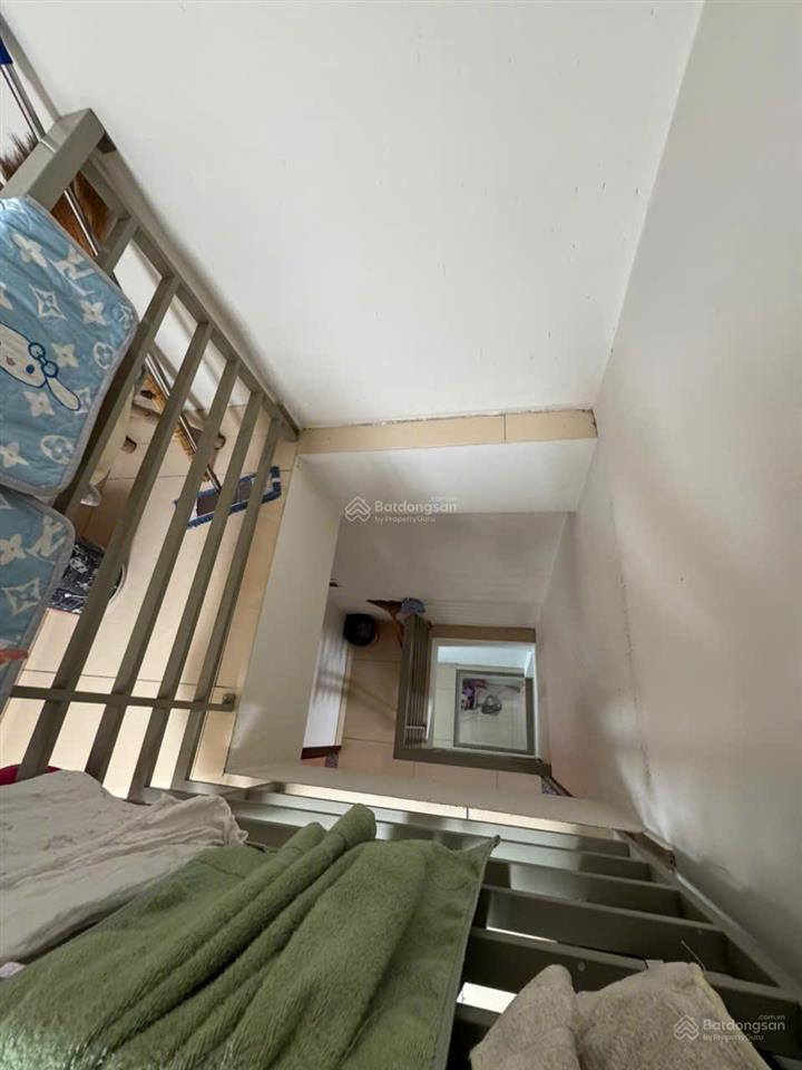 Bán nhà 3 tầng ngang khủng 5,4m ngay nhà thờ fatima sát đại học luật, đường xe tải giá đầu tư