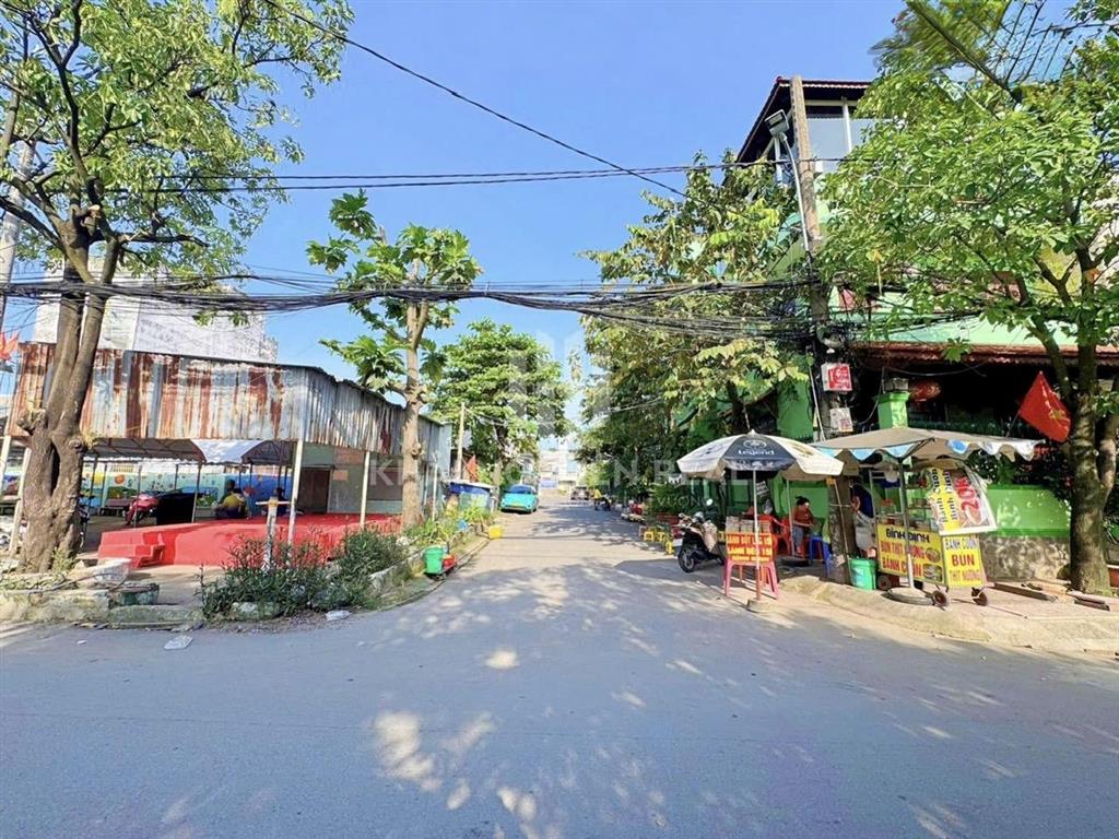 Bán đất mặt tiền đường số 6 chợ bình triệu, đường 8m shr ngang 6m xây chdv đối diện đại học luật