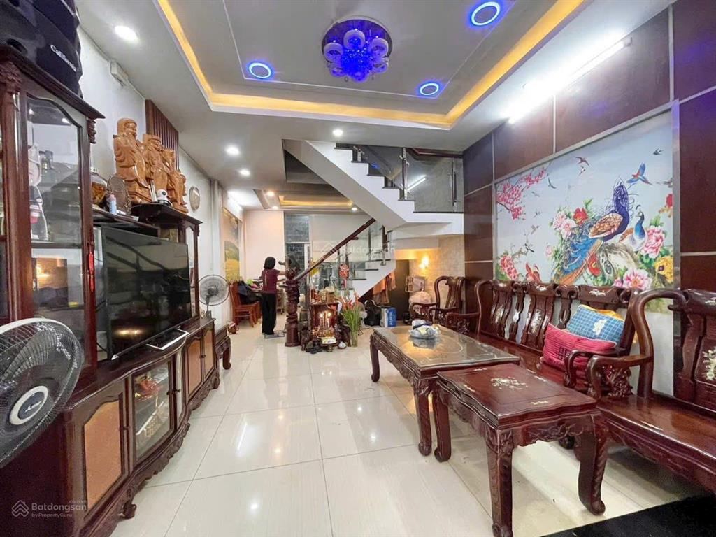 Bán nhà khu thành ủy đường 18 giá đầu tư ngay công viên 68m2 khu bên sông đường nội bộ 12m thủ đức