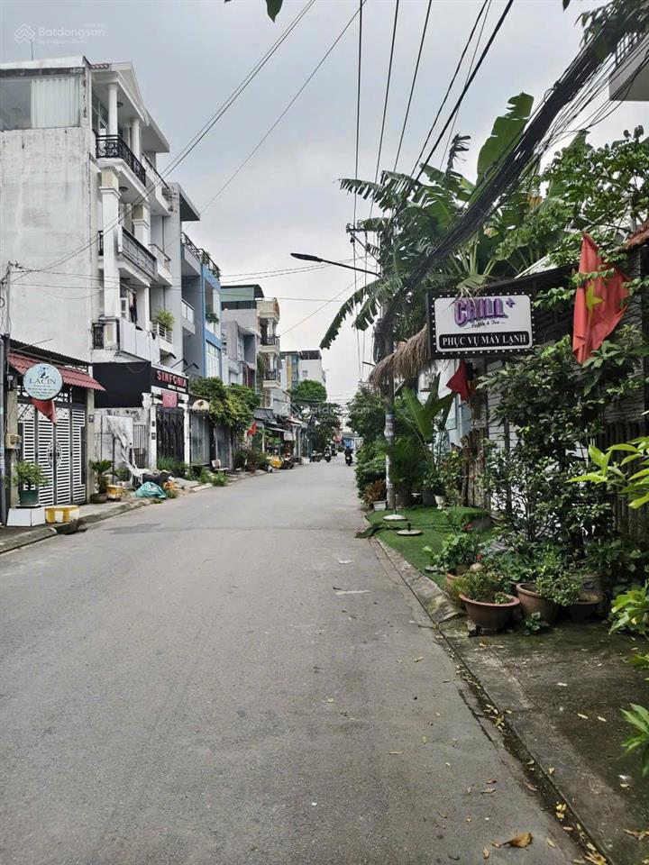 Đất đường số 37, hiệp bình chánh cũ, đường 2 xe hơi né nhau, gần chợ hiệp bình  80m2, nở hậu nhẹ