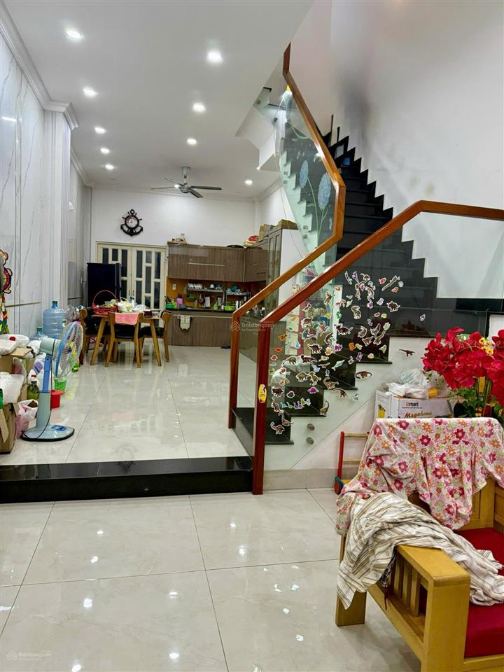 Nhà đẹp 4 tầng 80m2 đường 48 hiệp bình chánh, sân xe hơi, nhà đẹp, gần phạm văn đồng 093188978
