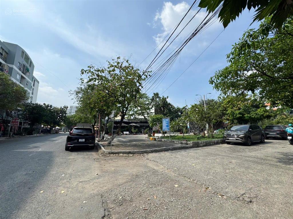 Bán lô đất 335m2 hiếm khu bên sông ngang 13m ngay công viên  đường thông xe tải sát phạm văn đồng