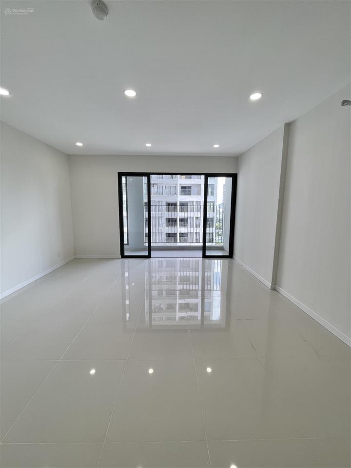 Bán officetel lavida plus quận 7 53,35m² view sông & công viên nội khu giá chỉ 4,107 tỷ