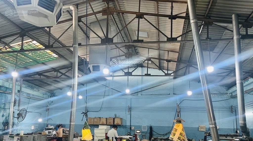 Bán kho xưởng quận tân phú dt 14x21m full thổ cư, giá tốt 16.5 tỷ chỉ 64tr/m2