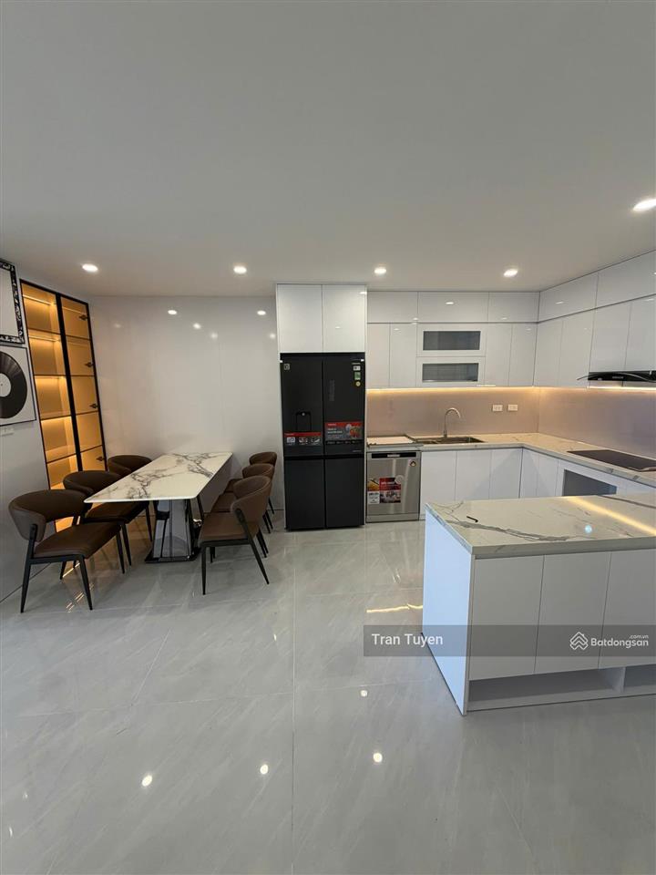 Chính chủ bán căn hộ cao cấp kinh đô tower 93 lò đúc, 2pn, nt xịn, giá tốt! (thông tin chuẩn)