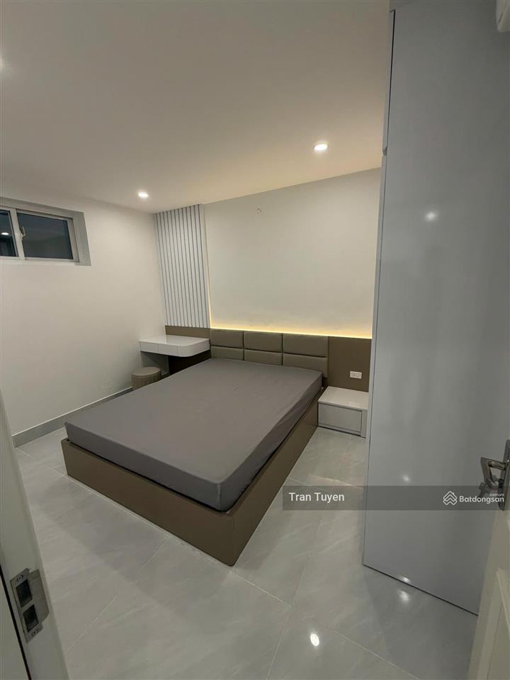 Chính chủ bán căn hộ cao cấp kinh đô tower 93 lò đúc, 2pn, nt xịn, giá tốt! (thông tin chuẩn)