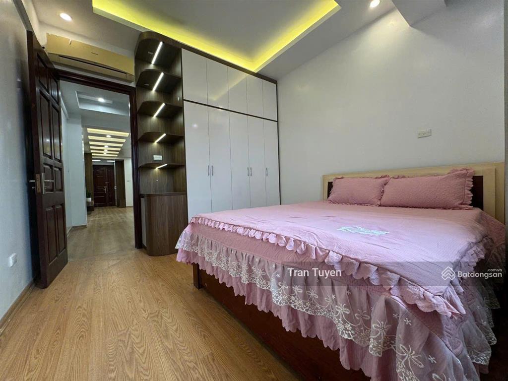 Em cần bán căn hộ 3 phòng ngủ, sẵn sổ tại ngã tư trần bình  nguyễn hoàng giá rẻ 0913 403 ***