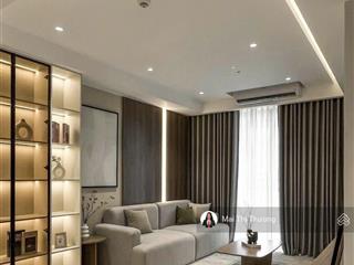 Cho thuê căn hộ midtown m8 phú mỹ hưng quận 7 nhà siêu đẹp giá thuê 34tr/th  0909 462 *** e thương