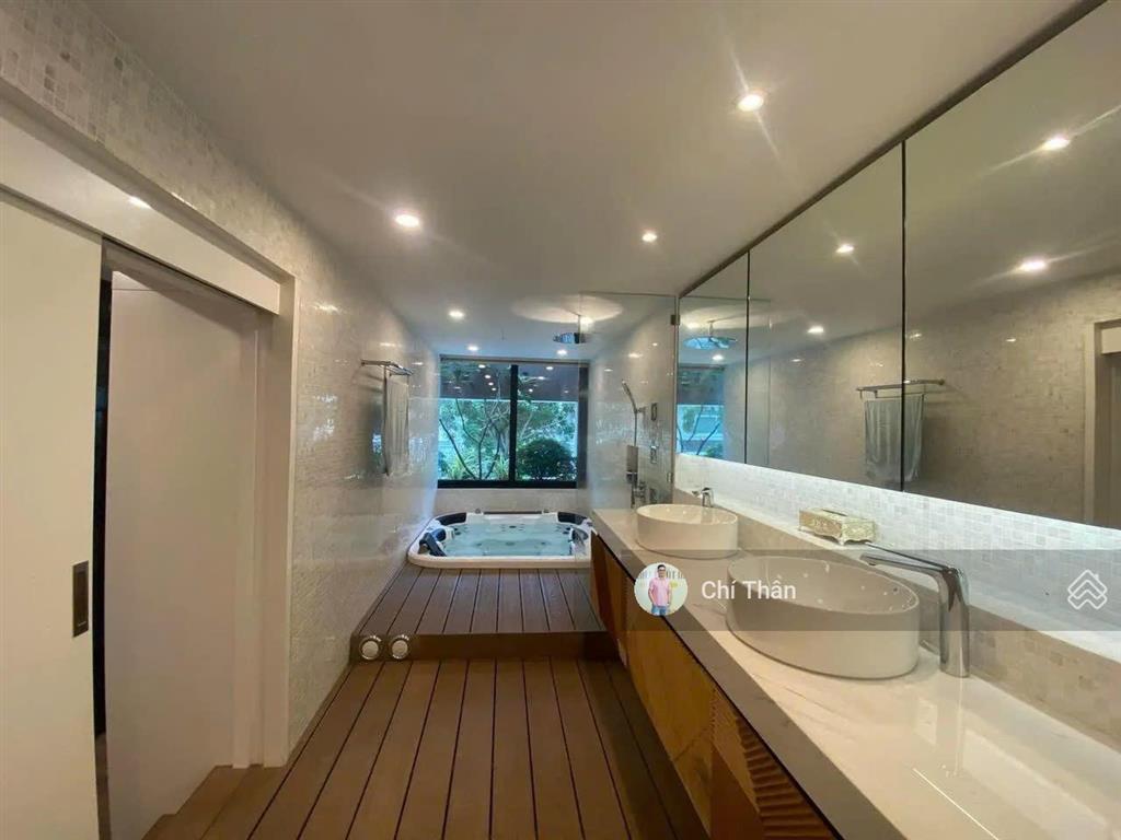 Biệt thự sân vườn 480m² cư xá tự do kết cấu trệt 2 lầu sân thượng, chủ nhà xuất cảnh bán gấp