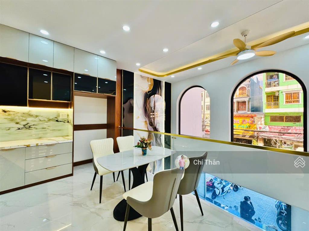 Cần bán gấp  nhà mặt tiền khu k300, tân bình (dt 8x20m) nhà 3 lầu giảm 5 tỷ, chỉ còn 25 tỷ!