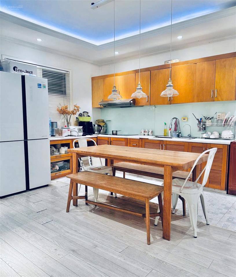 Tôi cần bán căn hộ thủ thiêm xanh, 120m2 3pn 2wc, view đẹp